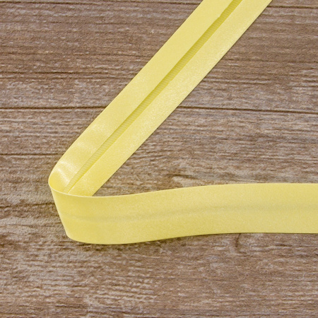 Косая бейка атласная 20 мм, 25 м, цвет 09, светло-желтый. Арт 6260-20мм-09            