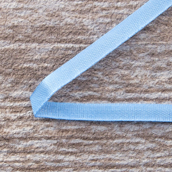 Лента для вышивания SAFISA на блистере, 4 мм, 5 м, цвет 65, голубой. Арт P111-4мм-65             