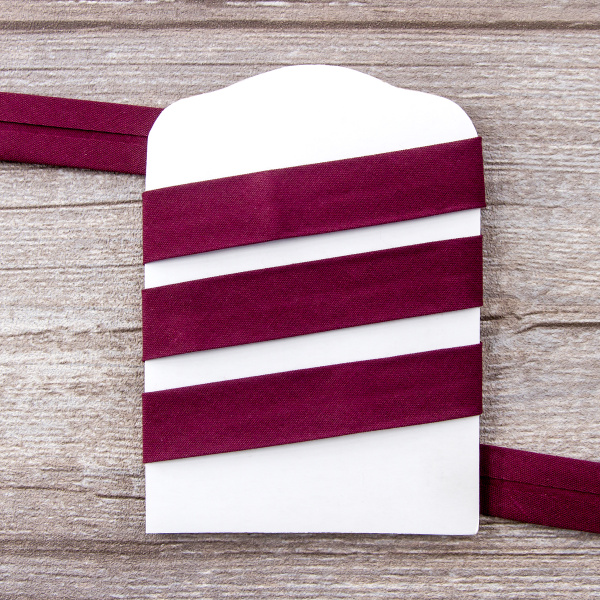 Косая бейка хлопок/полиэстер на блистере, 20 мм, 3 м, цвет 30,  Бордовый. Арт P06120-20мм-30          