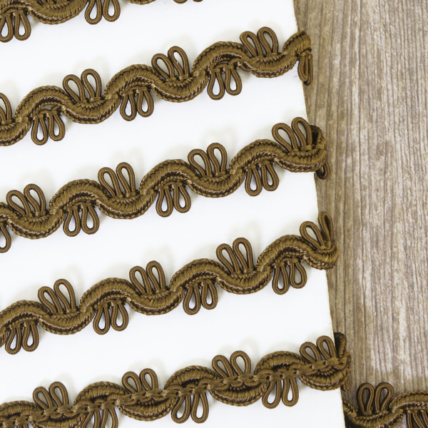 Тесьма PEGA тип интерьерная, цвет коричневый, 10 мм. Арт 844153510A7902          