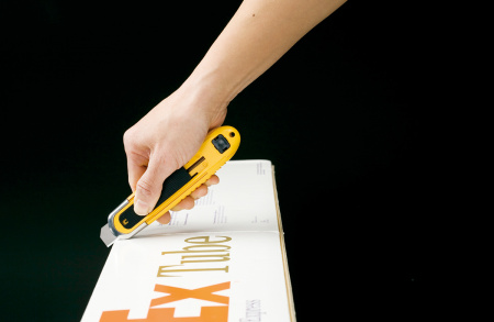 Нож универсальный с выдвижным лезвием и возвратной пружиной Olfa. Арт SK-8