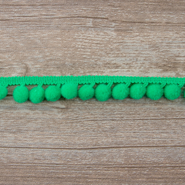 Тесьма с помпонами, диаметр 10 мм, цвет зеленый. Арт PA-18-col.615