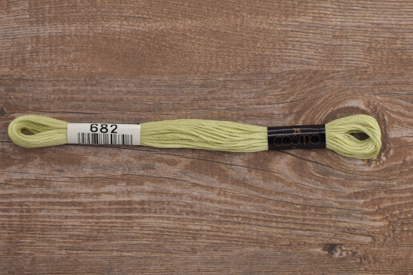 Мулине COSMO однотонный цвет  682   . Арт 25-6/682