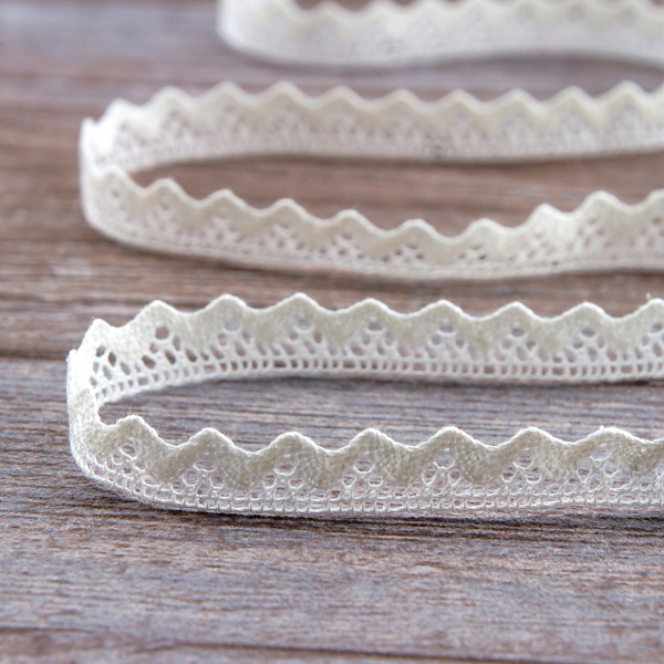 Мерсеризованное хлопковое кружево, 15 мм, цвет молочно-белый. Арт 3262/18