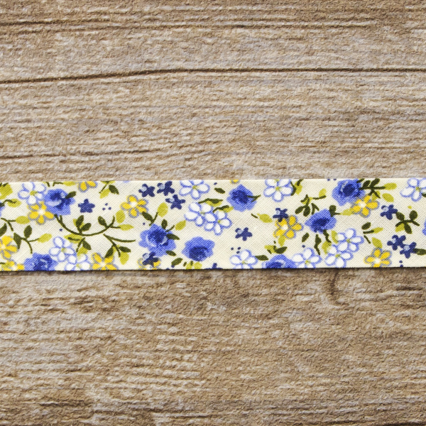 Косая бейка с  рисунком SAFISA, арт.6452, 20 мм, 20 м, цвет 02. Арт 6452-20мм-02