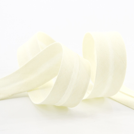 Косая бейка хлопок/полиэстер 20 мм, 25 м, цвет 12, слоновая кость. Арт 6120-20мм-12            