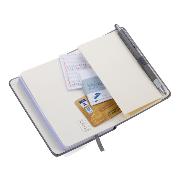 Блокнот с шариковой ручкой TROIKA . Арт NPP28/RD