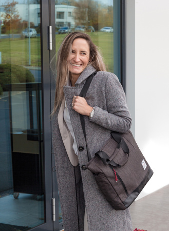 Деловая сумка через плечо TROIKA. Арт BBG52/GY