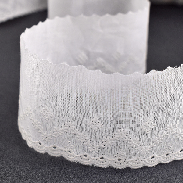 Шитье-вышивка на батисте, 55 мм, цвет белый. Арт 19752/01