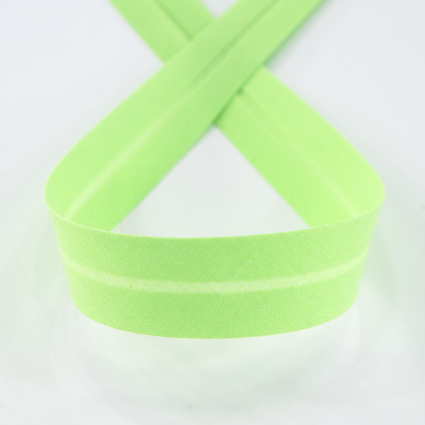 Косая бейка хлопок/полиэстер 20 мм, 25 м, цвет 140, бледно-зеленый. Арт 6120-20мм-140