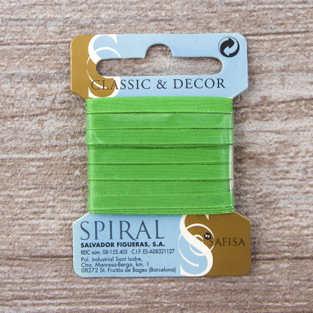 Лента для вышивания SAFISA на блистере, 4 мм, 5 м, цвет 62, майская зелень. Арт P111-4мм-62             