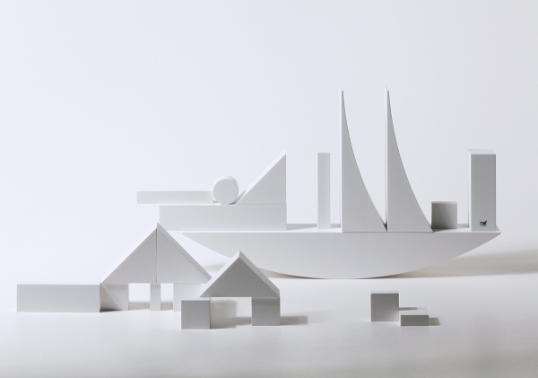 Конструктор BAUHAUS "Bauspiel" 14+, дизайн 1977 года, натуральное дерево, цвет белый, 22 детали. Арт 9412.1