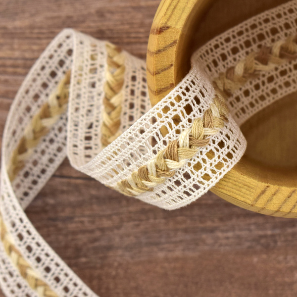 Мерсеризованное хлопковое кружево, 28 мм, цвет белый/экрю. Арт 2197/30