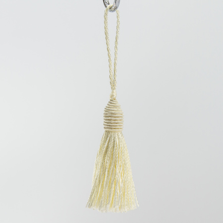 Кисть декоративная на шнуре, длина 60 мм, цвет кремовый. Арт KY - 03-col.PE - 4