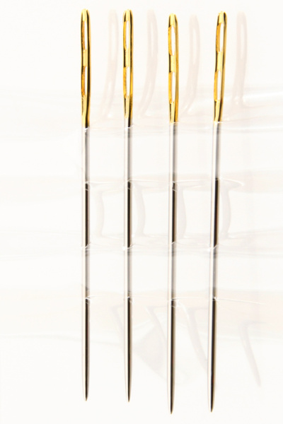 Иглы ручные для синели с двойным ушком  № 22, 4 шт. Арт 205.22.DE