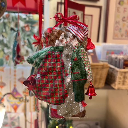 Набор для вышивания елочной игрушки "Christmas Couple"(Рождественская пара). Арт 2673