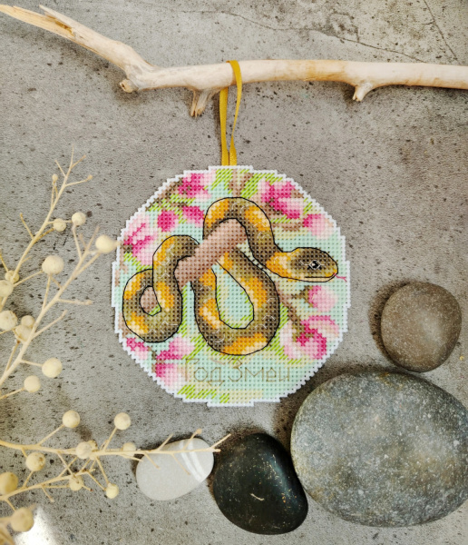 Набор для вышивания на пластиковой канве "Символ мудрости". Арт 23.001.06