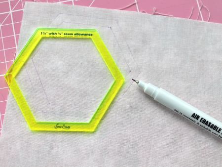 Маркер для разметки на ткани, тонкая линия 0,5 мм, цвет фиолетовый, исчезающий на воздухе. Арт 296.F                   